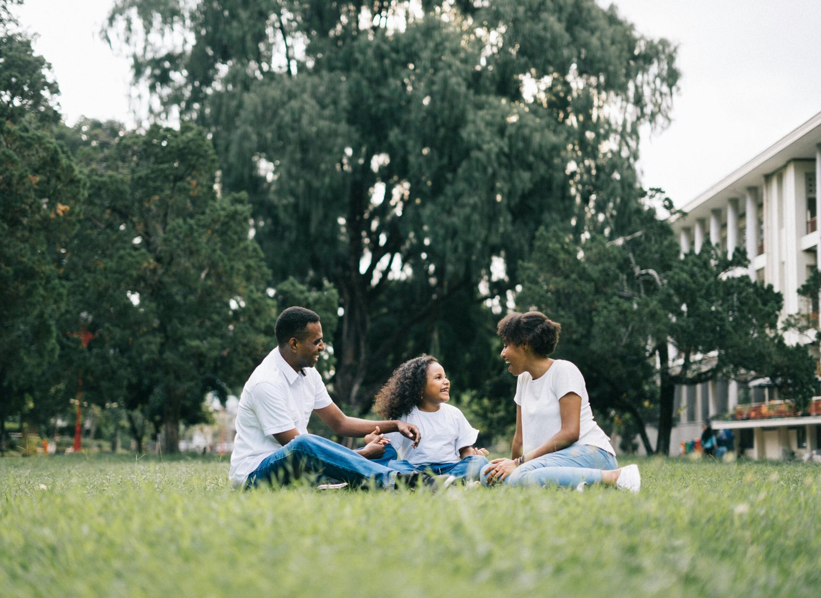 A couple with their daughter